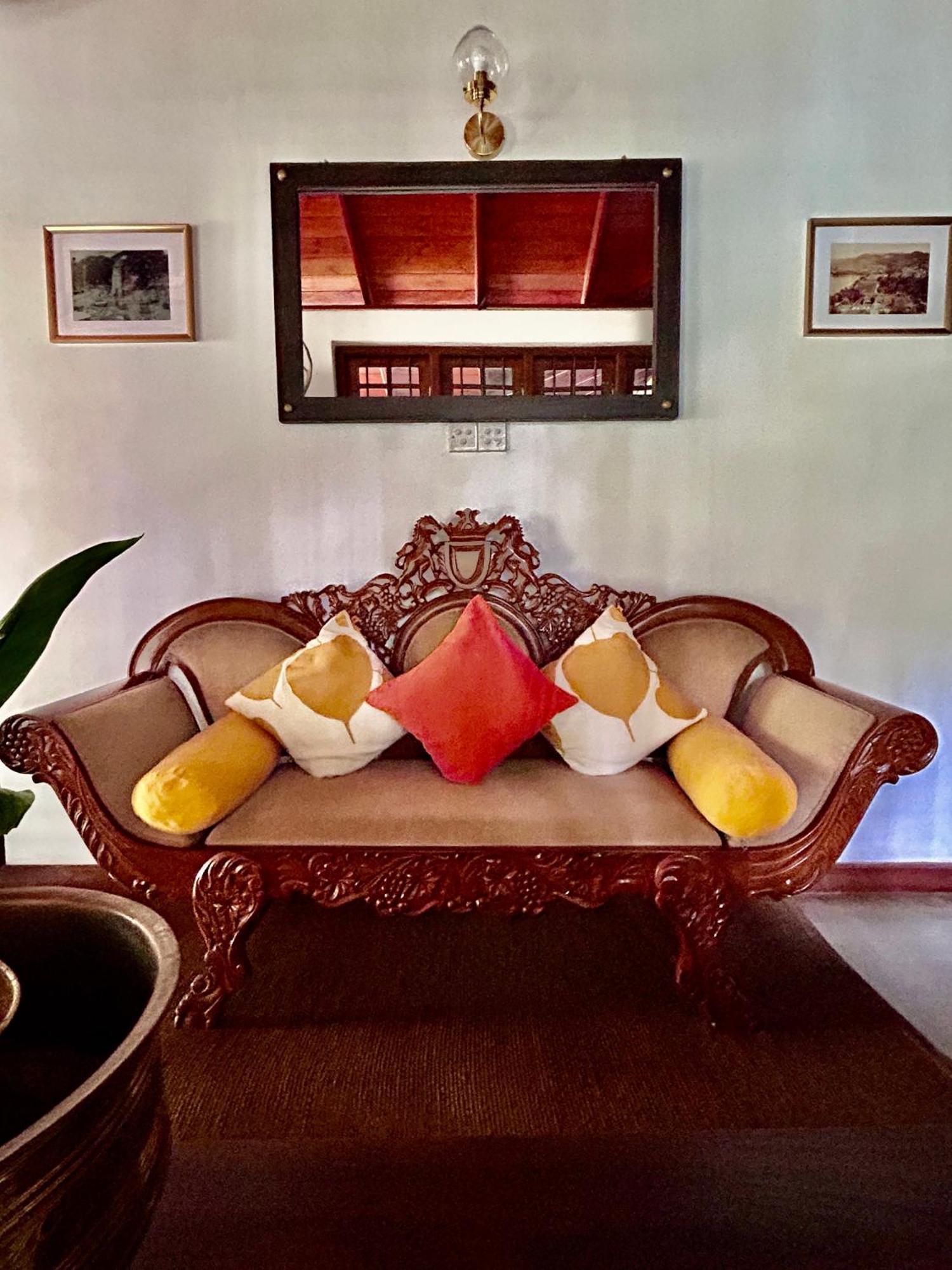 Colonial Residence Kandy Buitenkant foto