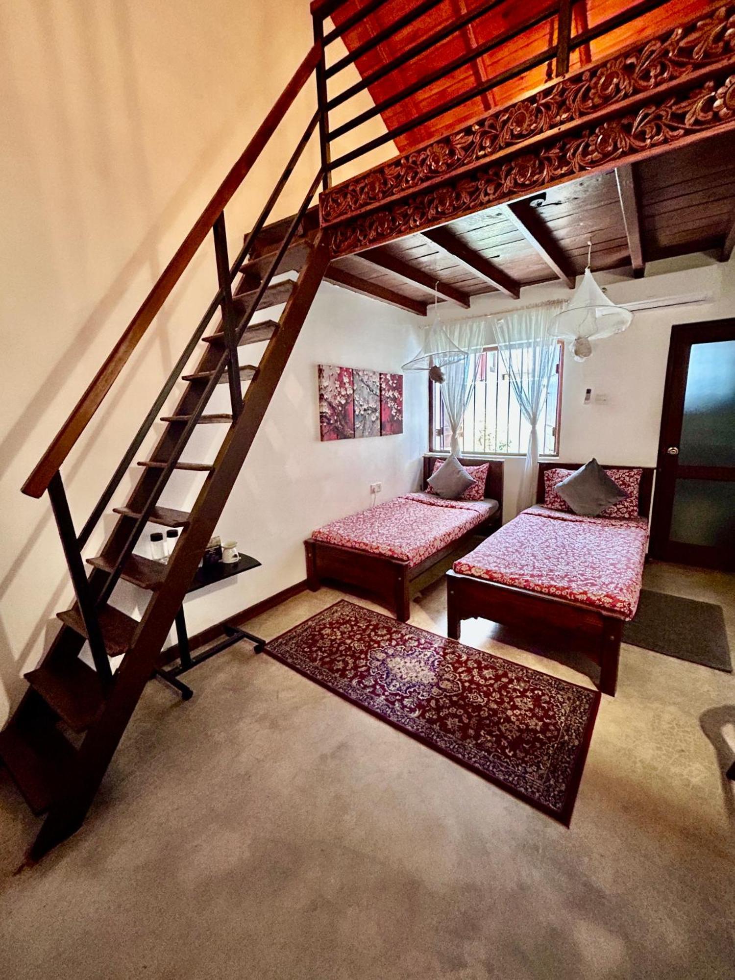 Colonial Residence Kandy Buitenkant foto